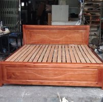 Thanh lý giường cũ gỗ xoan 1m8 như mới giá rẻ