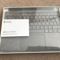 Microsoft Type Cover Surface Pro Signature Alcantara 97%