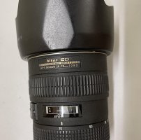 Bán máy ảnh nikon d700 và ống kính 28-70 f 2.8D rẻ