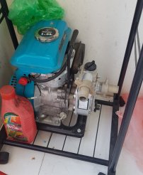 máy bơm nước chạy xăng mới mua được 3 tháng, dùng rất ít còn mới nguyên 