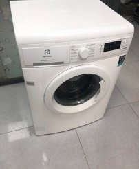 Máy giặt Electrolux Inverter 8 kg Đẹp như hình