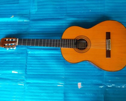 Matsouka M 50 clasical guitar tem xanh chứ ký sản xuất tại Nhật.-1