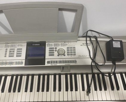Đàn piano điện Yamaha DGX-505-2